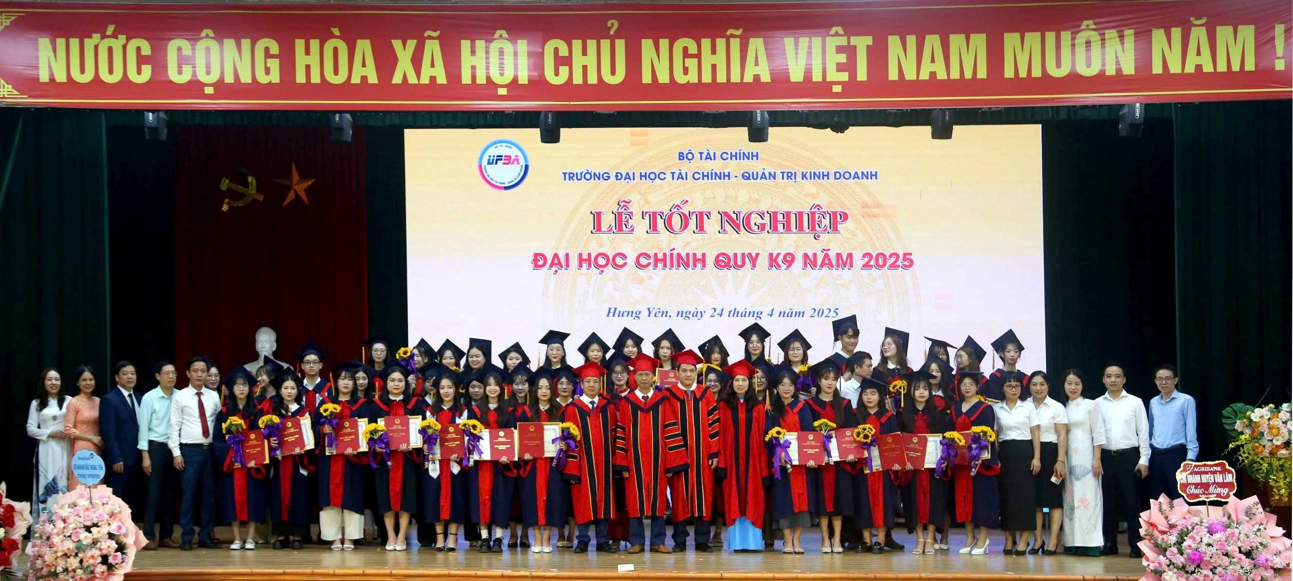Graduation Ceremony for the 9th Cohort of Full-Time Undergraduate Students (Academic course 2021–2025)